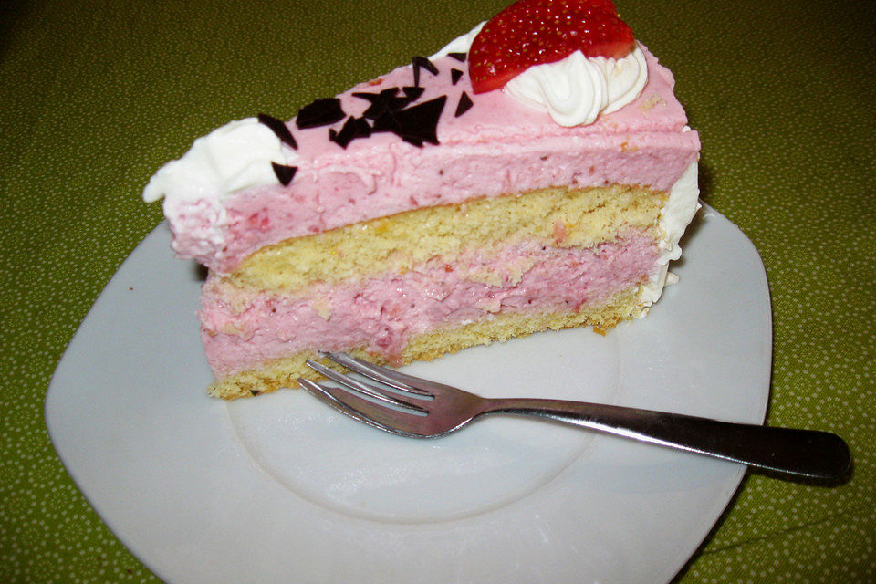 Erdbeersahne - Stracciatella - Torte