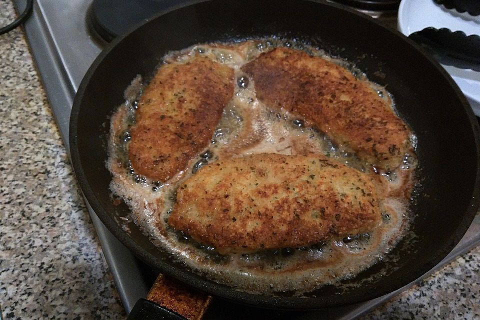 Zitronen-Schnitzel mit Parmesanpanade