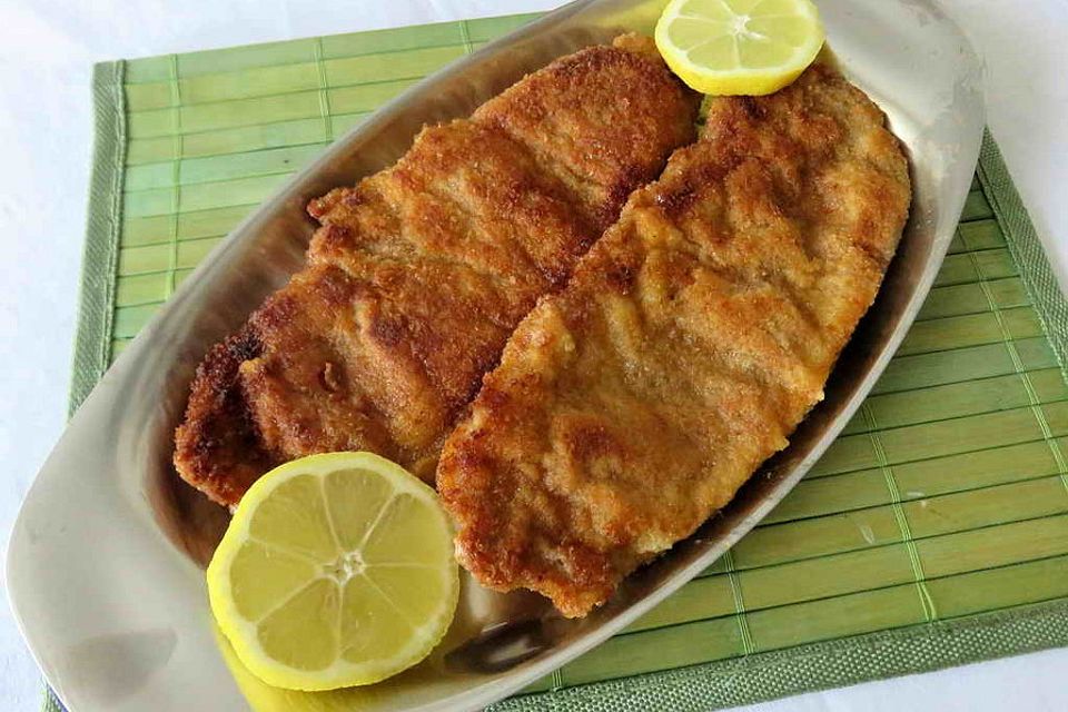 Zitronen-Schnitzel mit Parmesanpanade