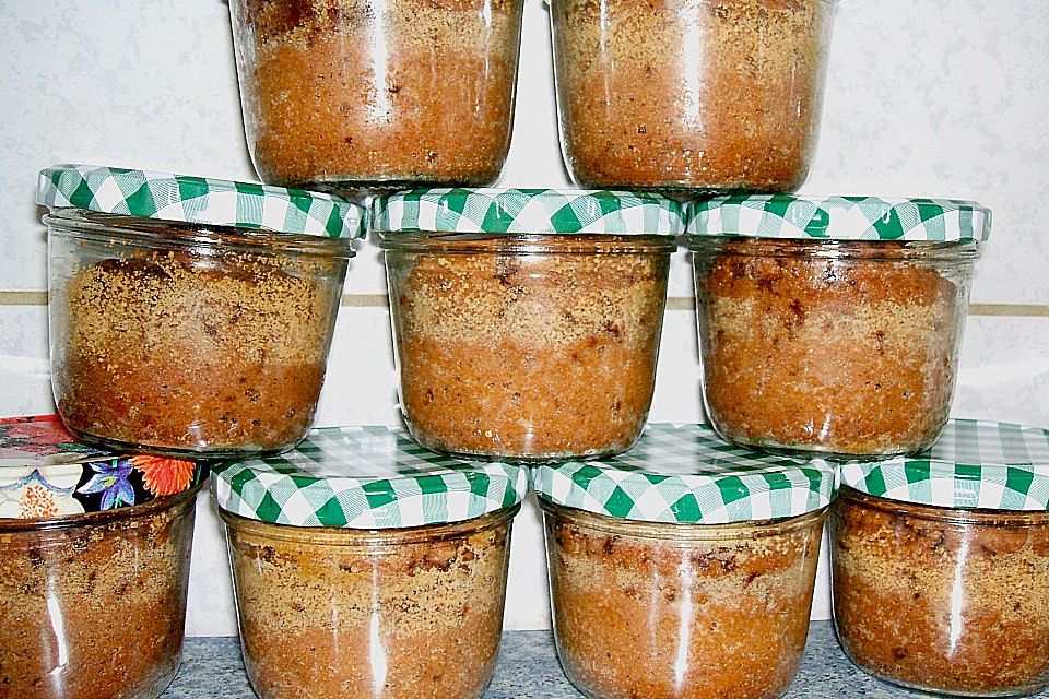 Butter - Vanille - Haselnuss - Kuchen im Glas mit Schokotröpfchen