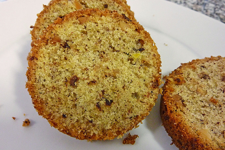 Butter - Vanille - Haselnuss - Kuchen im Glas mit Schokotröpfchen