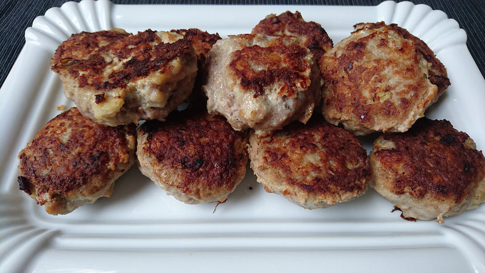 Fleischpflanzerl - Hackfleischklößchen/ Frikadellen von hatsukoi Fleischpflanzerl - Hackfleischklößchen/ Frikadellen von hatsukoi