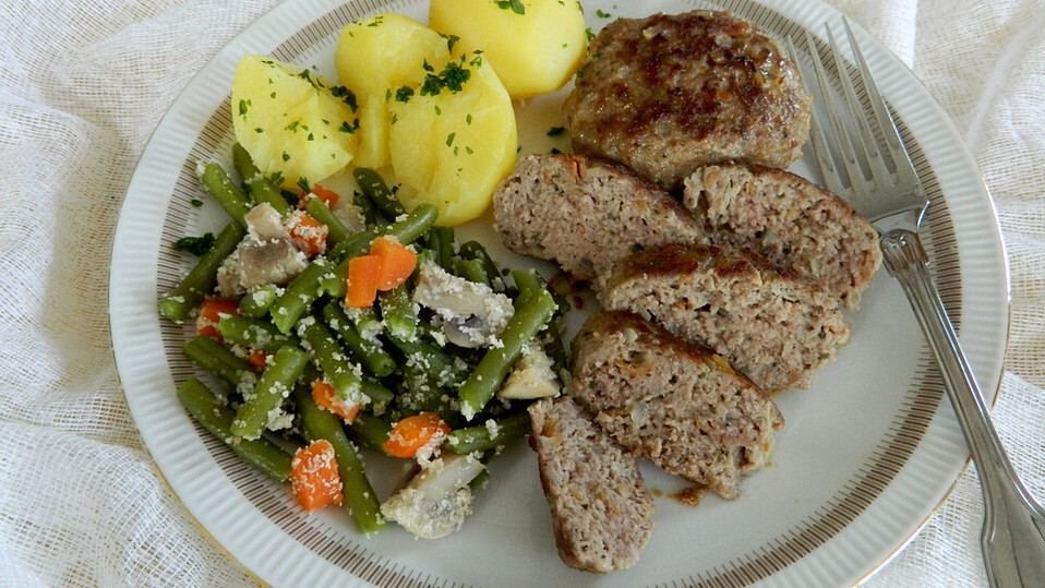 Fleischpflanzerl - Hackfleischklößchen/ Frikadellen von hatsukoi Fleischpflanzerl - Hackfleischklößchen/ Frikadellen von hatsukoi