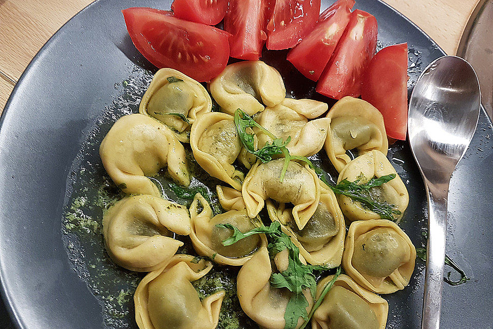 Tortellini mit Bärlauchbutter