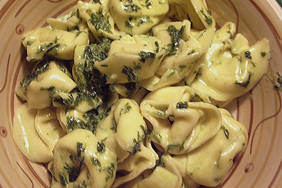 Tortellini mit Bärlauchbutter