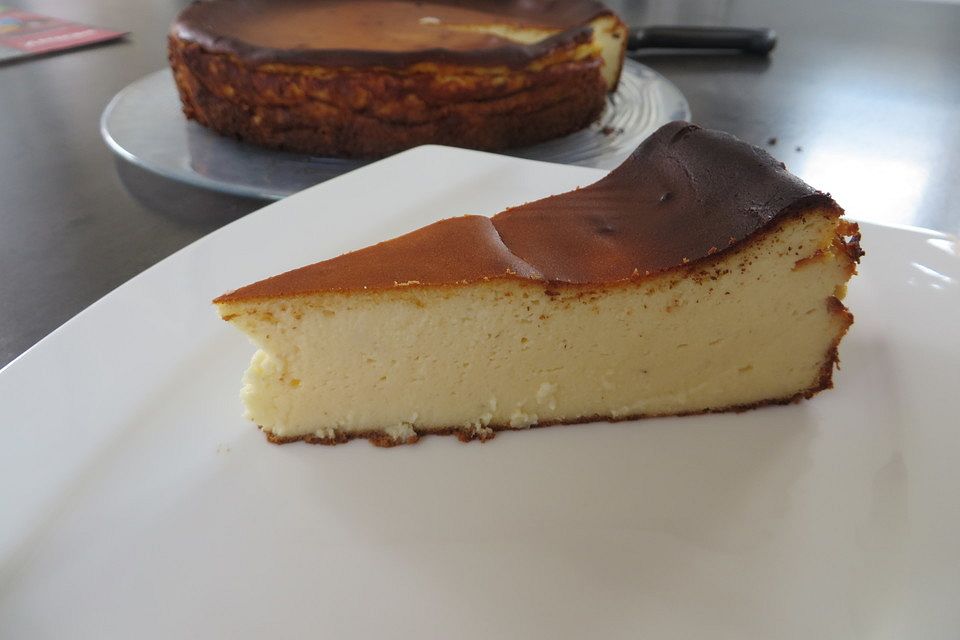 Käsetorte mit Fruchtspiegel