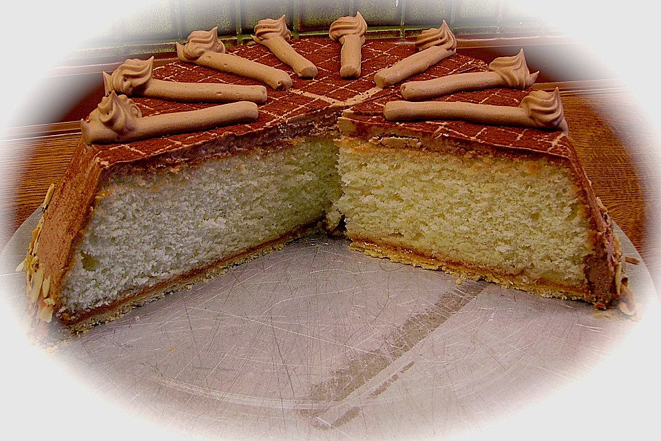 Cointreau Torte