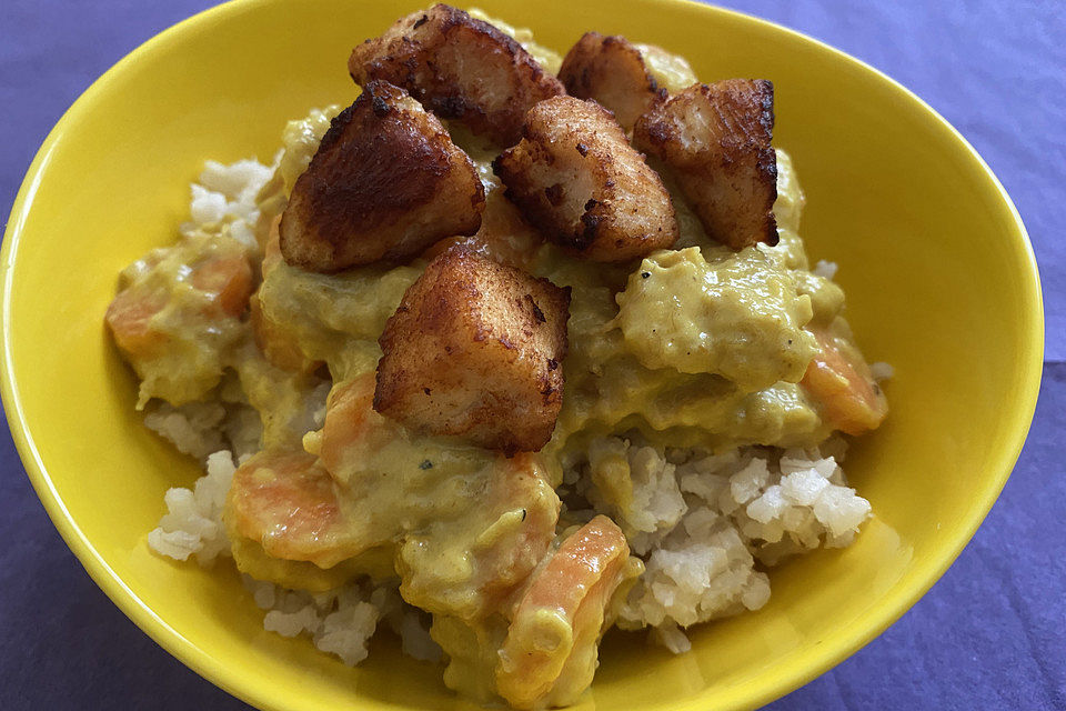 Gebratene Putenwürfel auf Safran - Cashewreis