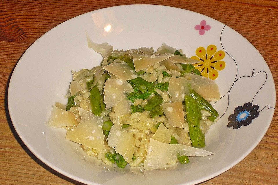 Risotto mit grünem Spargel