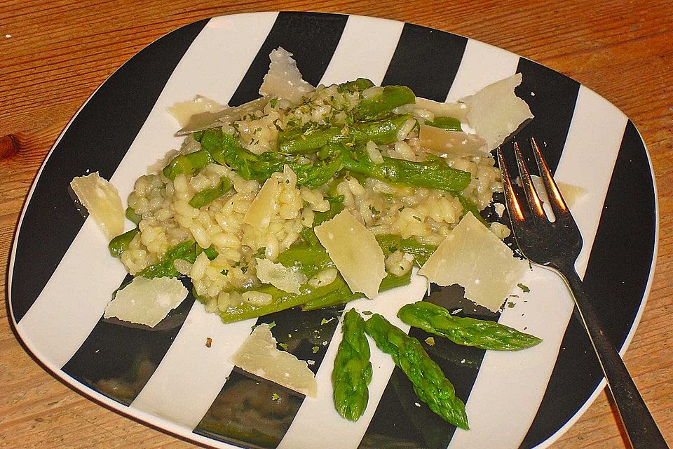 Risotto mit grünem Spargel