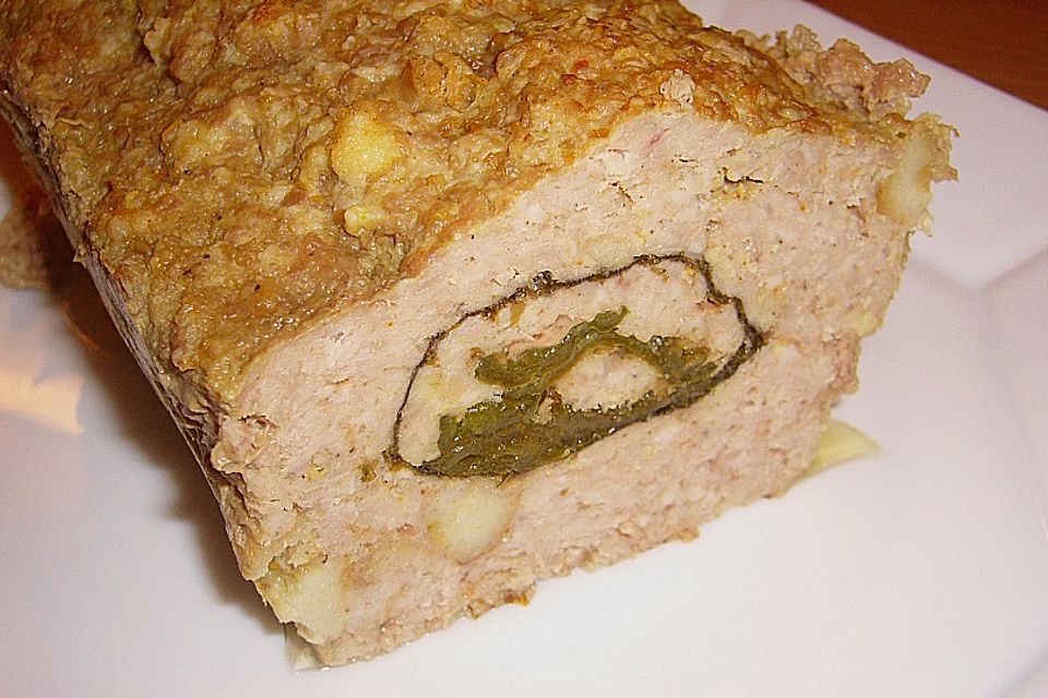 Gefüllter Hackbraten mit Champignonsauce