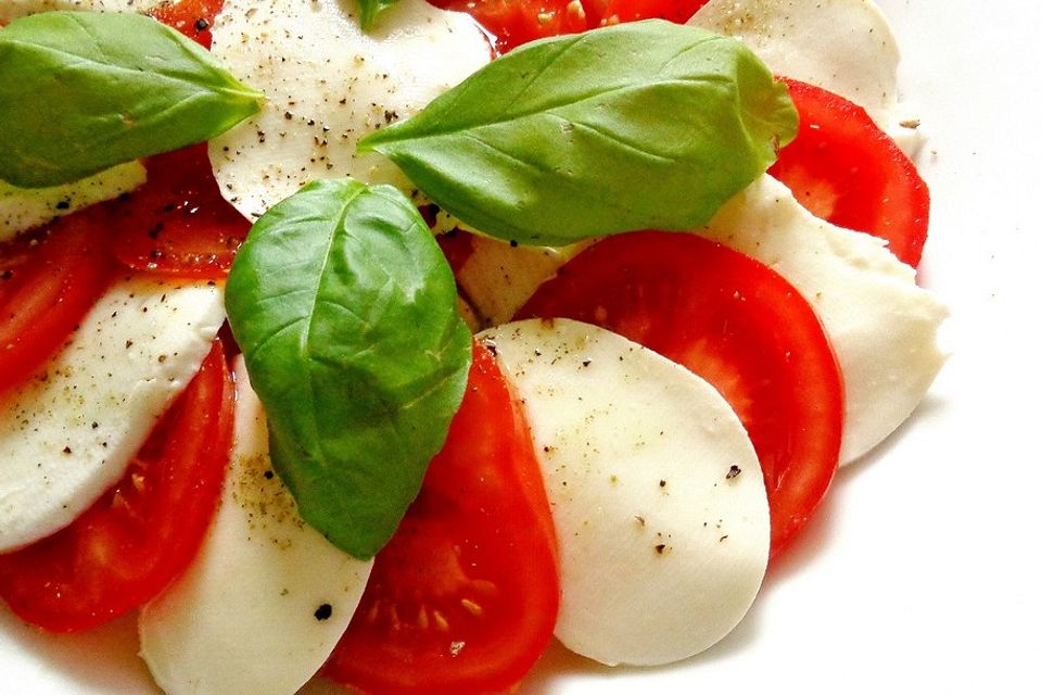 Mozzarella - Tomaten - Salat  II