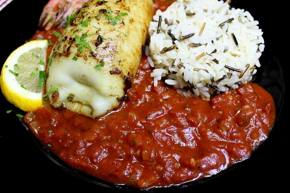 Pastasauce mit getrockneten Tomaten und Zwiebeln