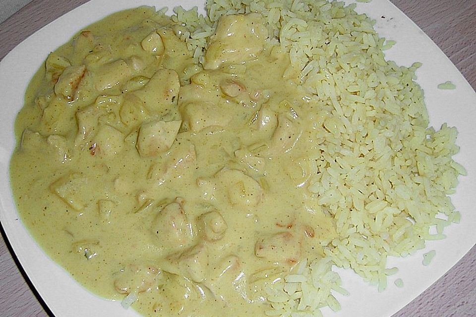 Geflügelcurry mit Reis