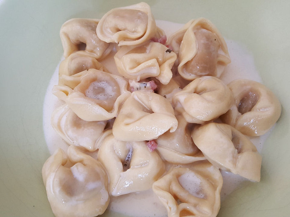 Tortellini mit Schinken - Sahne Soße von cornsnakeworld| Chefkoch