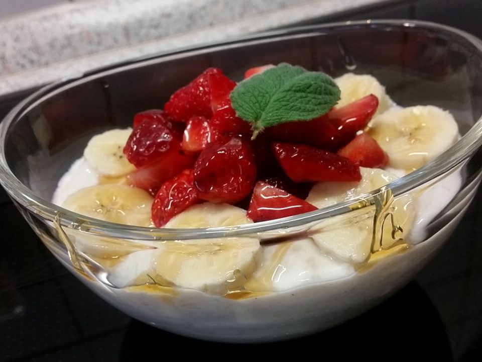 Bananenjoghurt mit Erdbeeren von Mama0607| Chefkoch