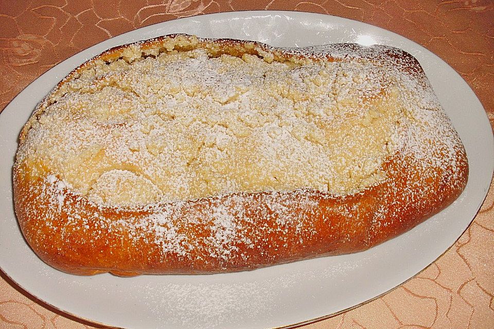 Jockels aufgerollter Streuselkuchen