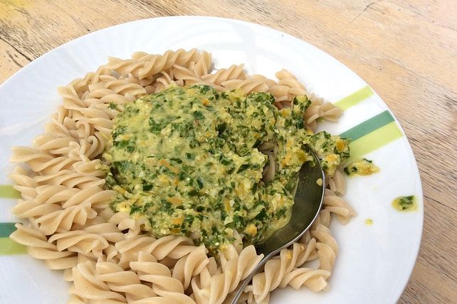 Pesto mit Basilikum, Minze und Orange von Liesbeth| Chefkoch