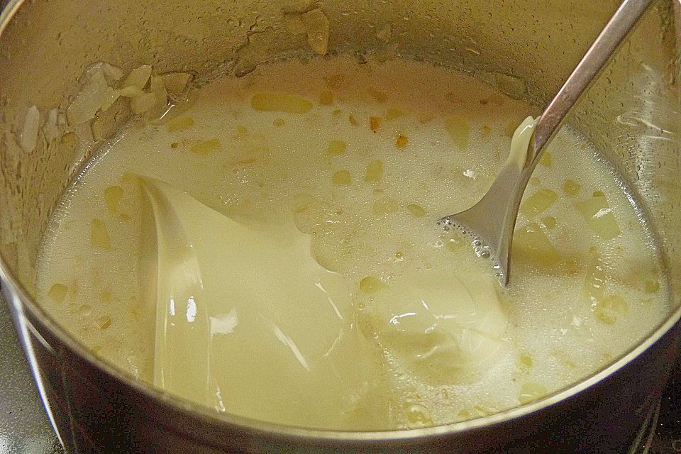 Tortellini mit Schinken - Sahnesoße