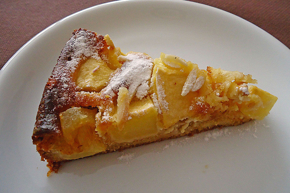 Apfel - Amarettini - Kuchen