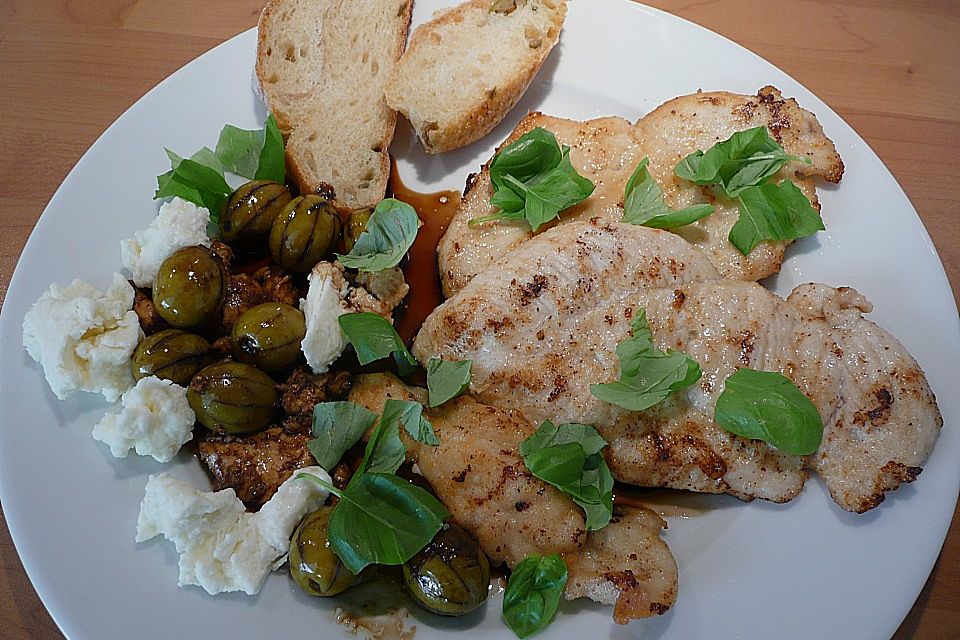 Putensteaks und Mozzarella mit Kaffee - Oliven - Sirup