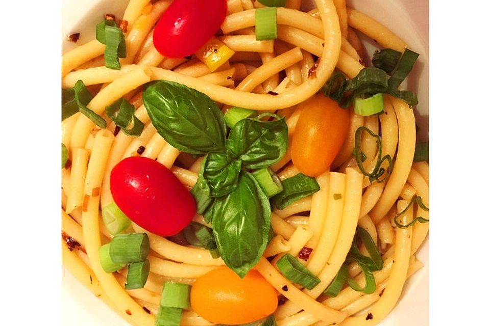 Spaghetti aglio, olio e peperoncino