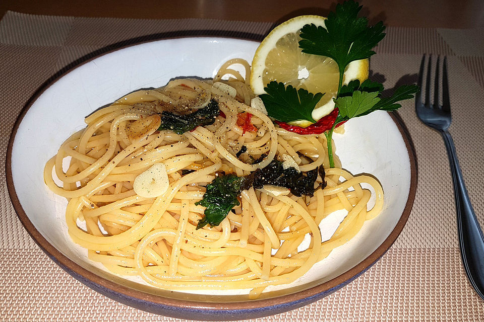 Spaghetti aglio, olio e peperoncino