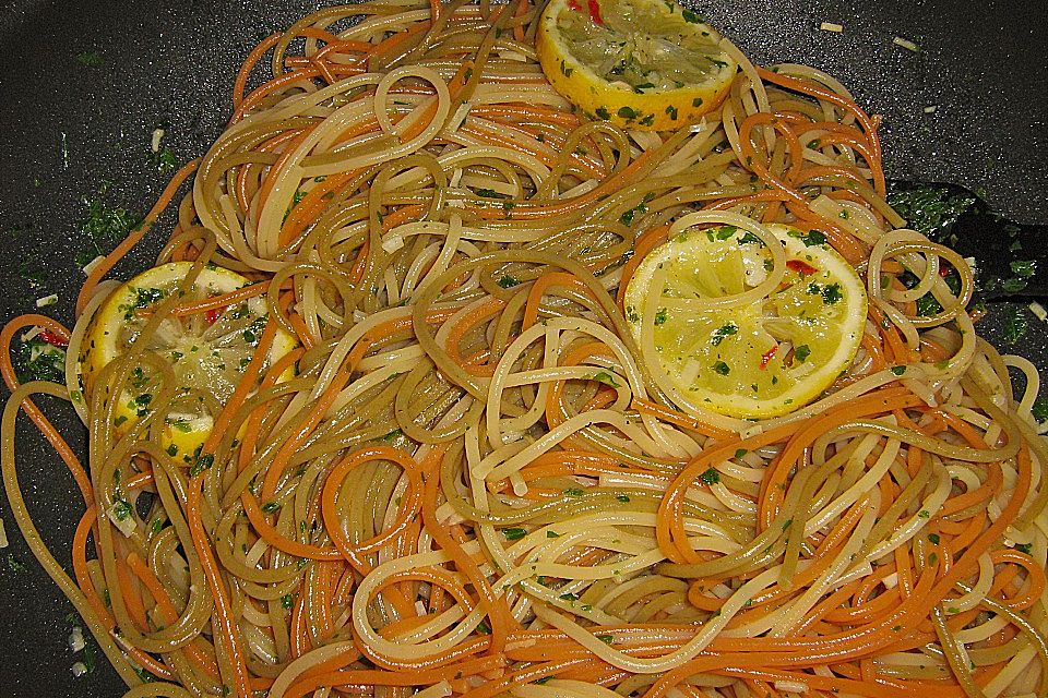 Spaghetti aglio, olio e peperoncino