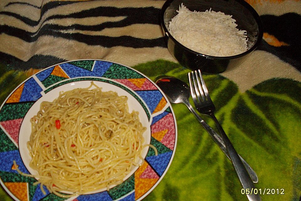 Spaghetti aglio, olio e peperoncino