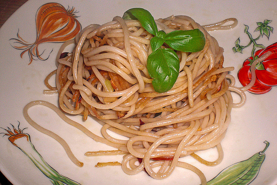 Spaghetti aglio, olio e peperoncino