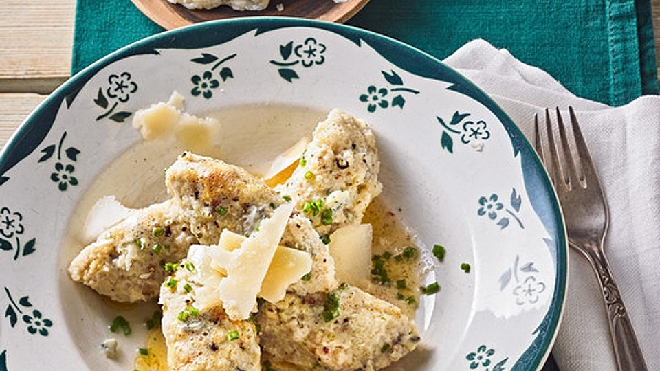 Südtiroler Käsenocken mit Gorgonzola von toskanaloewe| Chefkoch Südtiroler Käsenocken mit Gorgonzola von toskanaloewe| Chefkoch