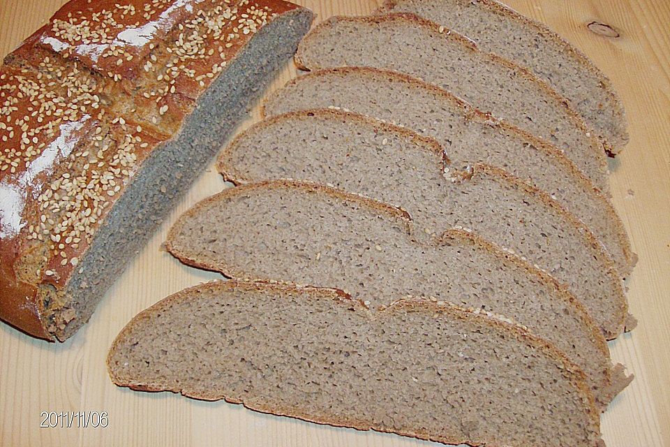 Waltrauds Roggenmischbrot mit Sauerteig