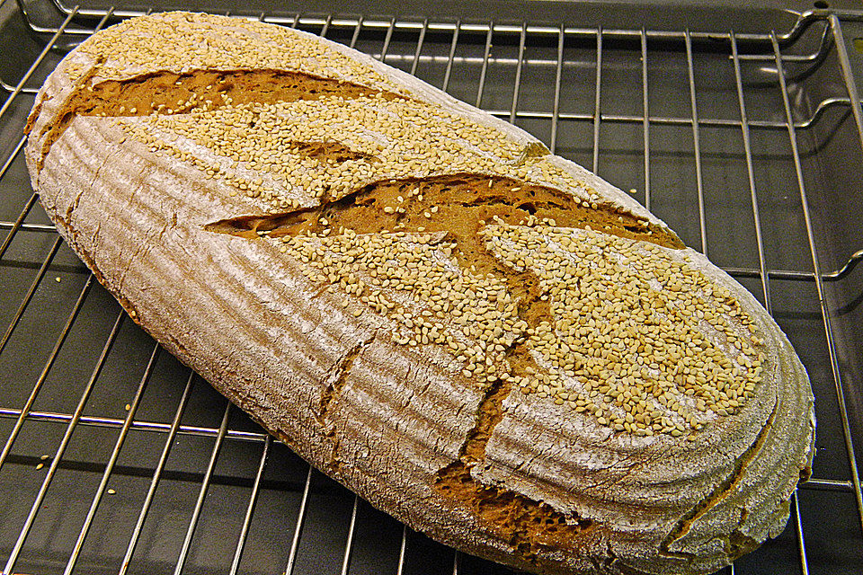 Waltrauds Roggenmischbrot mit Sauerteig