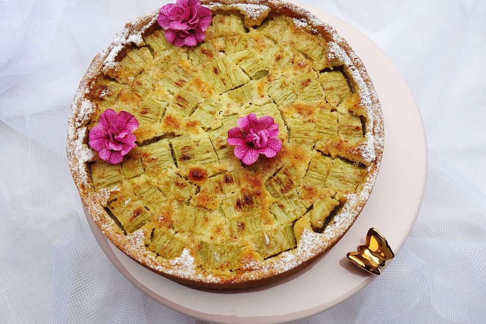 Rhabarber - Tarte mit Mandel - Sahne - Guss