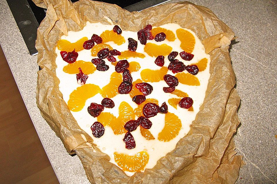 Fruchtiger Mandarinenkuchen mit Cranberries