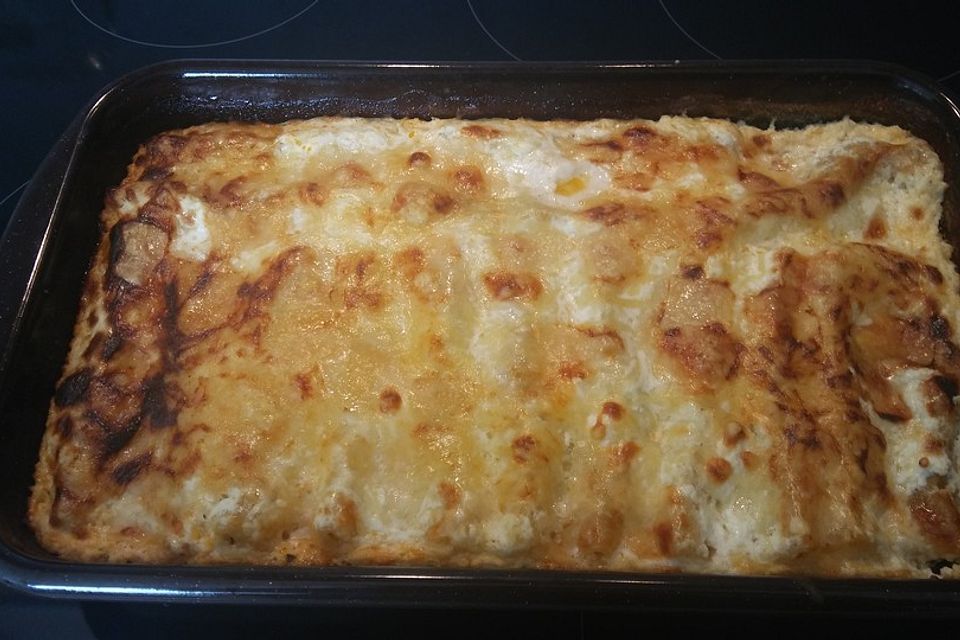 Cannelloni mit Hackfleischfüllung und Ricottasauce