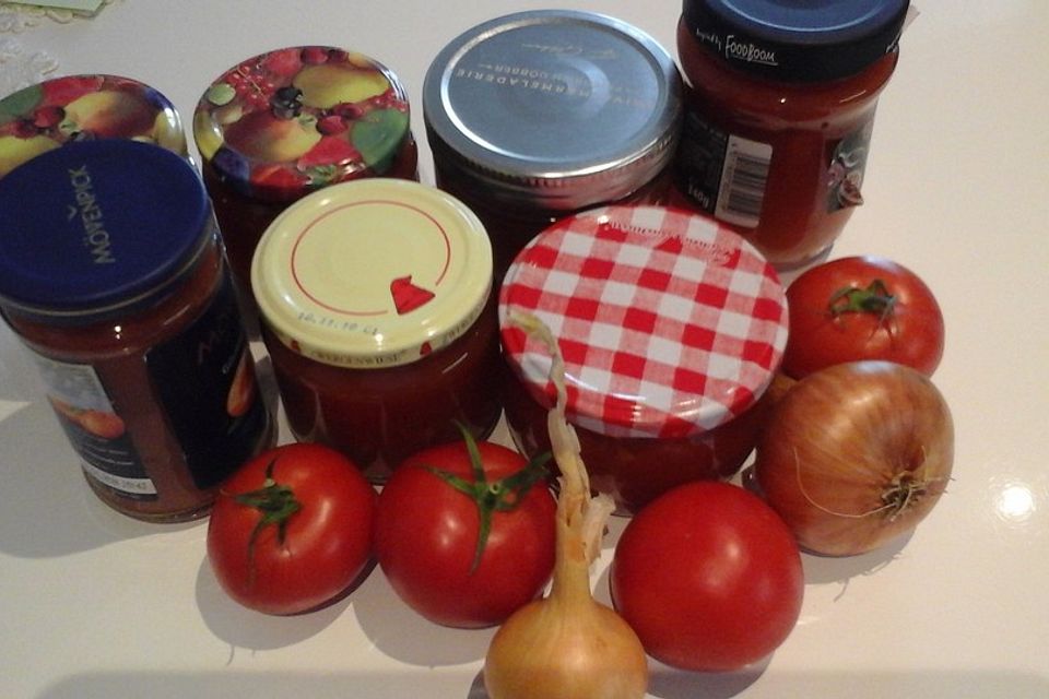 Tomatensaft eingekocht