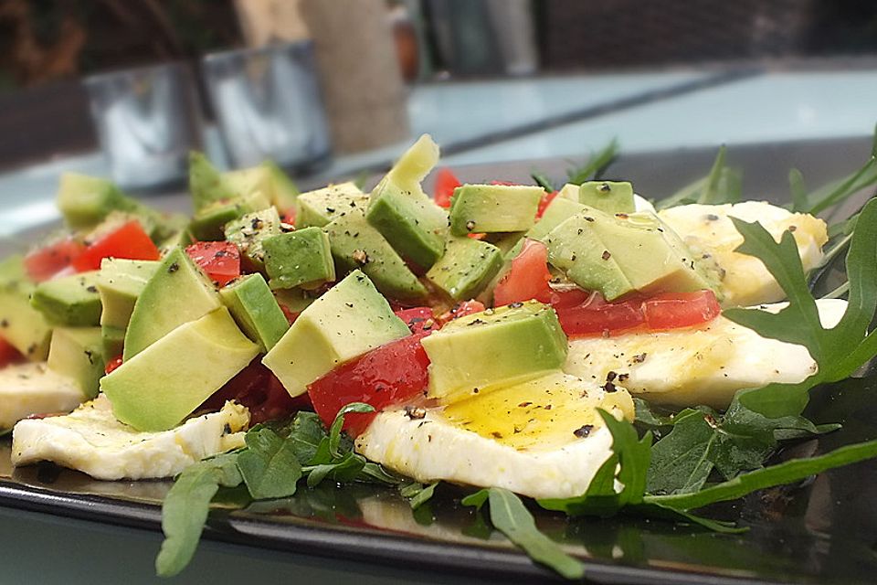 Marinierter Mozzarella mit Tomaten