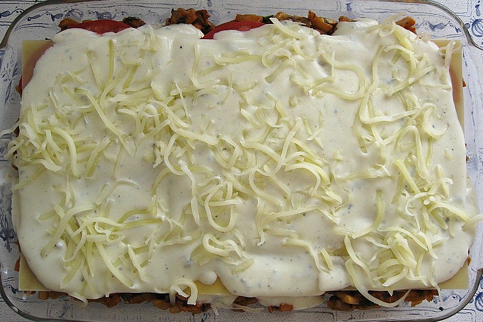 Pfifferling - Champignonlasagne mit Gorgonzolacreme