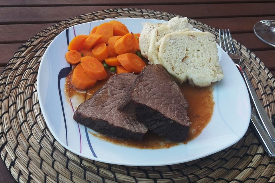 Rinderbraten in Rotwein