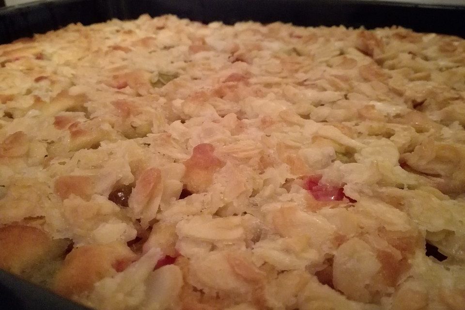 Schneller Blechkuchen mit Obst