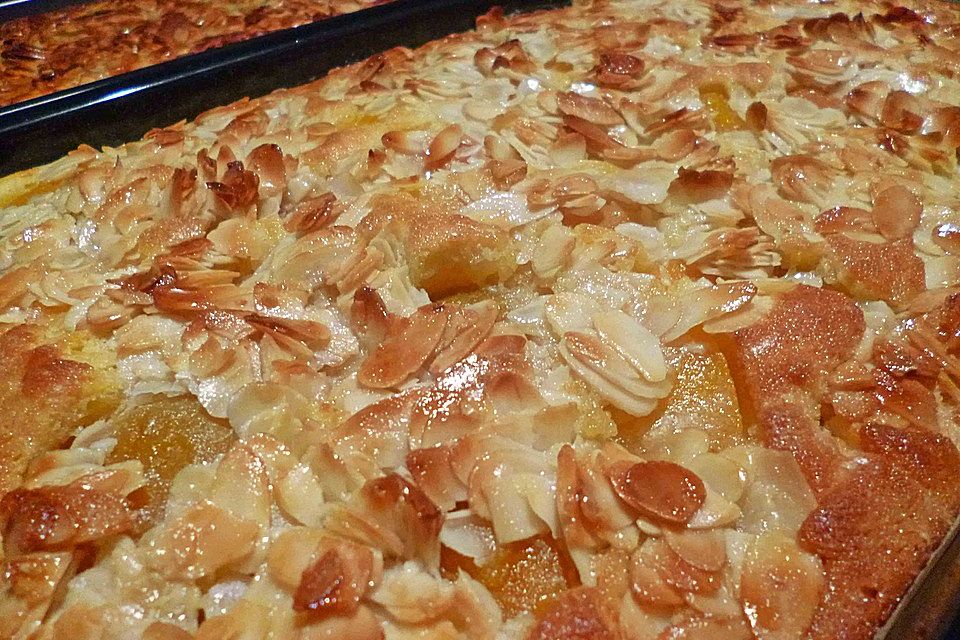 Schneller Blechkuchen mit Obst