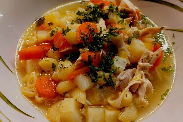 Nudelsuppe mit Geflügel von MissTigra| Chefkoch