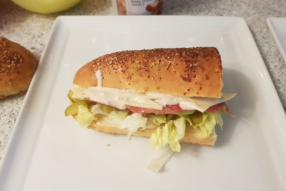 Super fluffige Sandwichbrote im Subway - Style Super fluffige Sandwichbrote im Subway - Style