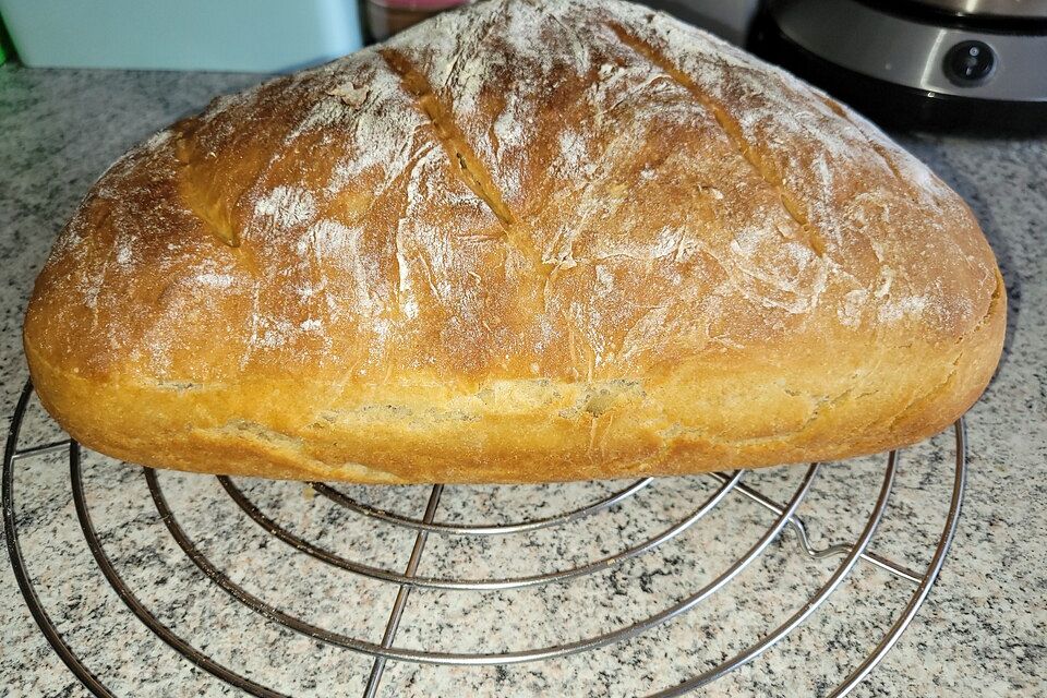 Bauernbrot aus Dinkelmehl