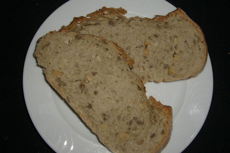 Bauernbrot aus Dinkelmehl