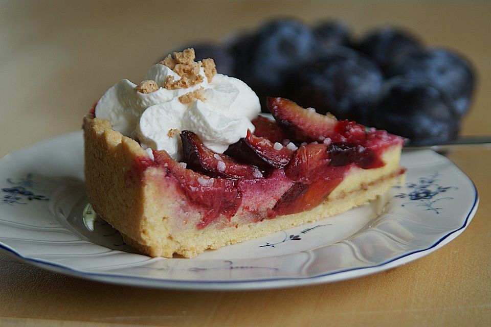 Zwetschgen - Amarettini - Kuchen