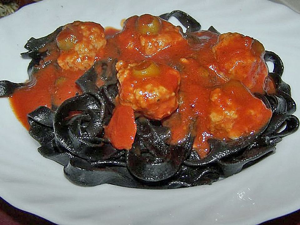 Halloween - Spaghetti mit Augäpfeln von *~Manu~*| Chefkoch