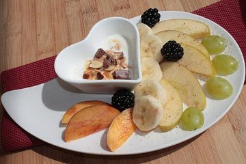 Sommerlicher Obstteller