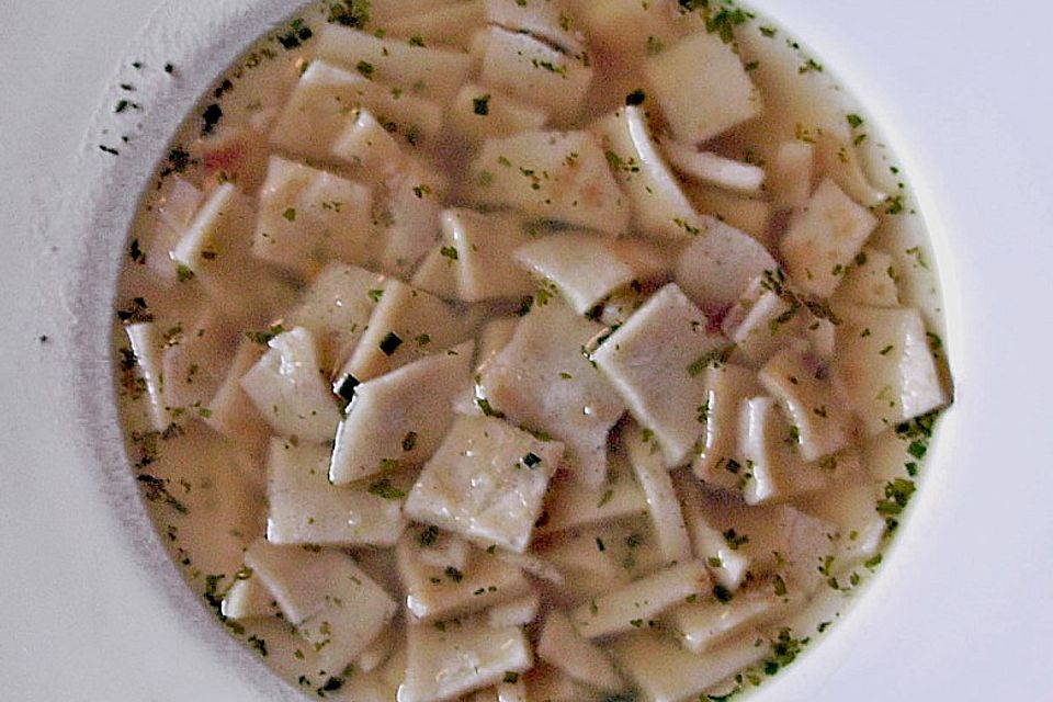 Flädlesuppe Flädlesuppe